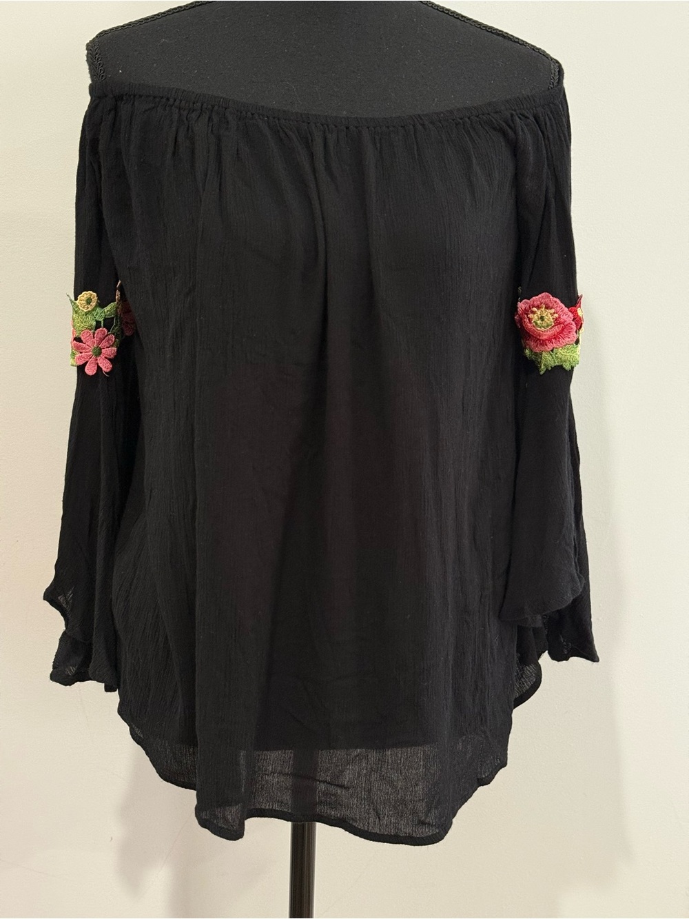 New Rose Gal 2XL Black Off-Shoulder Floral Sleeve Women's Top 574